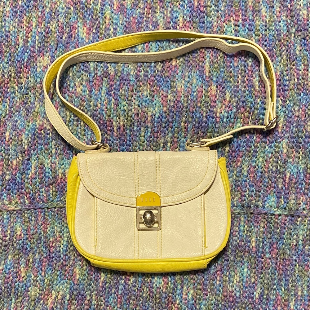 Elle Two-Tone Yellow and White adjustable purse